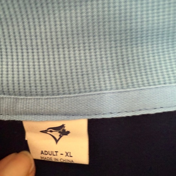 Men's Toronto Blue Jays x Cricket Canada Zip-Up Jacket - Picture 3 of 3